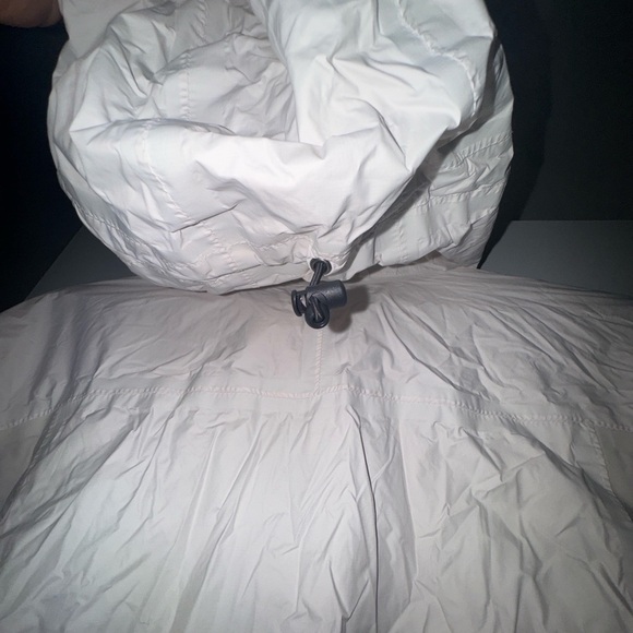 Helly Hansen White Utility Jacket Lightweight Weather Protection - Picture 8 of 8